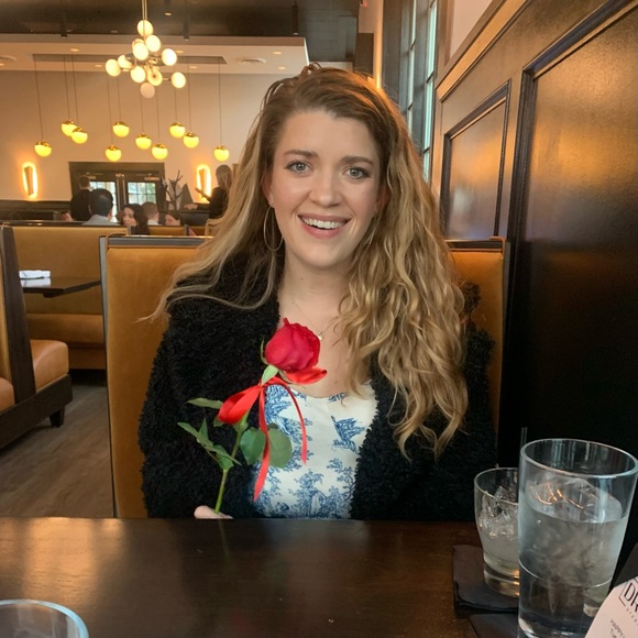 Meet your Posher, Chelsea - Picture 2 of 7